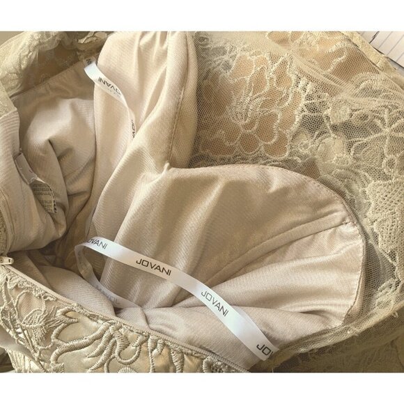 Jovani womens cocktail dress size 4 flesh  color  34ch 26w 36h  39L - Picture 10 of 11